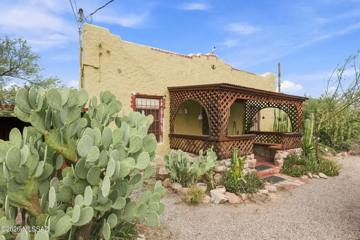 1804 S Santa Cruz, Tucson, AZ 85713 - #1