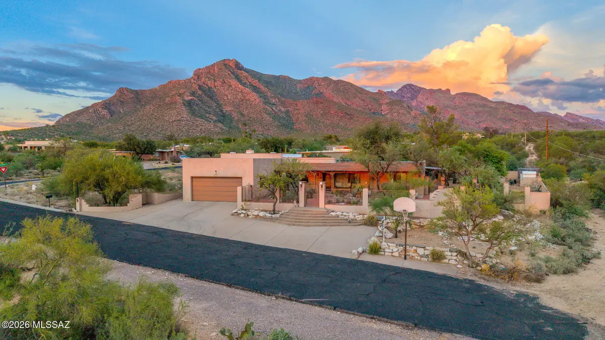 8100 N Mountainside, Oro Valley, AZ 85704 - #1