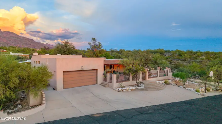 8100 N Mountainside, Oro Valley, AZ 85704 - #2