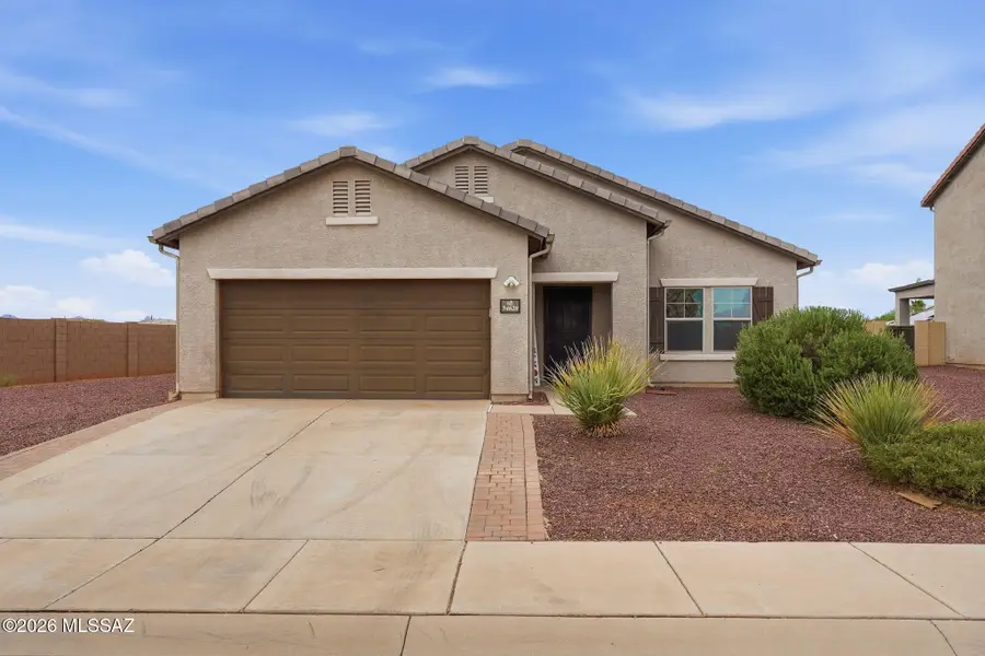 34628 S Bronco, Red Rock, AZ 85145 - #2