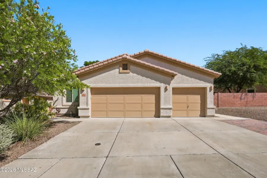 38925 S Running Roses, Saddlebrooke, AZ 85739 - #2