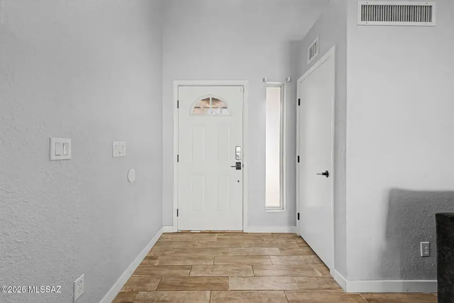 4662 W Weathervane, Tucson, AZ 85741 - #3