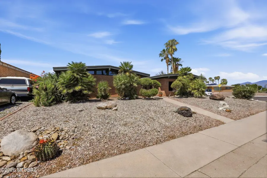 2420 S Camino Seco, Tucson, AZ 85710 - #3