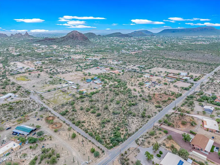 S Butts, Tucson, AZ 85757 - #3