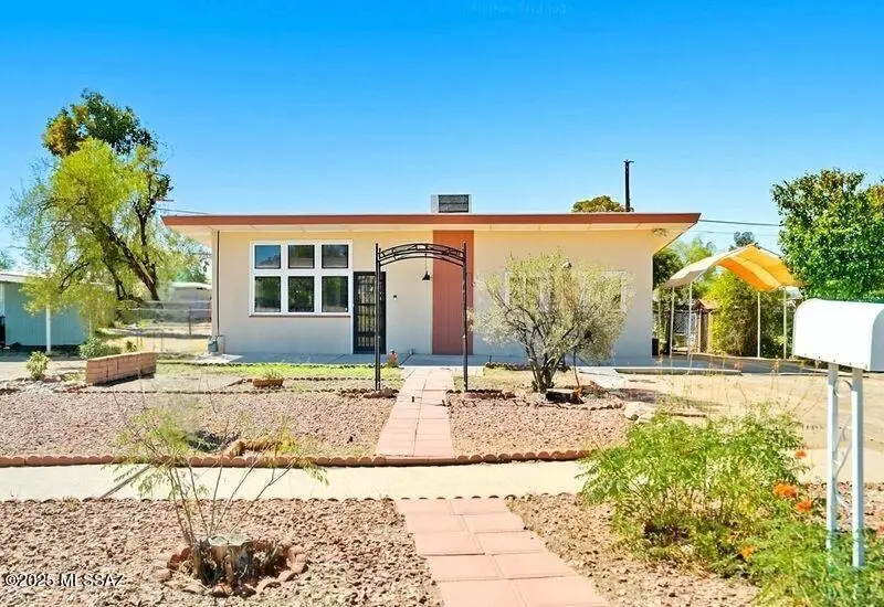 2120 E 33rd, Tucson, AZ 85713 - #3