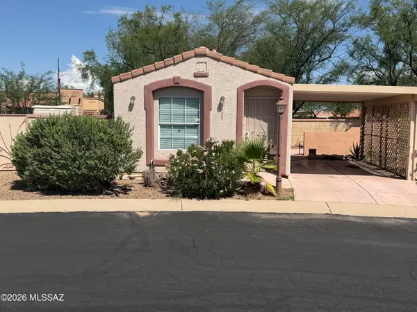 1327 W Vuelta Las Campanas, Sahuarita, AZ 85629