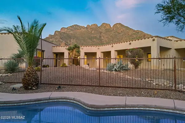 8755 N Sunny Slope, Oro Valley, AZ 85704