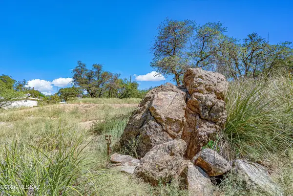 W Camino Yucca, Oracle, AZ 85623