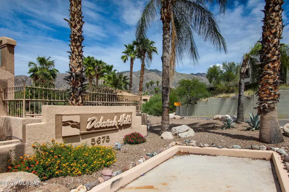 5675 N Camino Esplendora, Tucson, AZ 85718 - #1