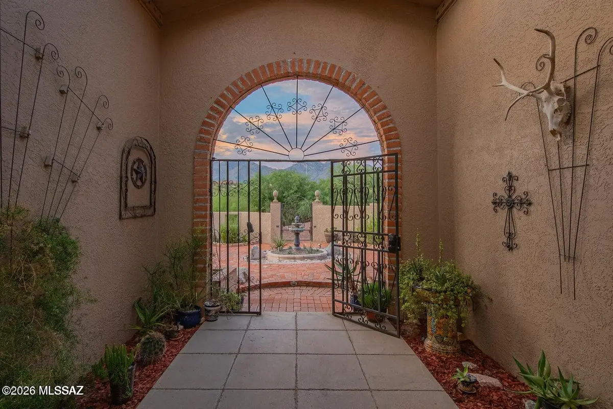 5875 E Calle Del Ciervo, Tucson, AZ 85750 - #1