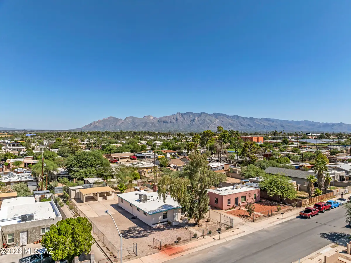 758 W Paris Promenade, Tucson, AZ 85705 - #1