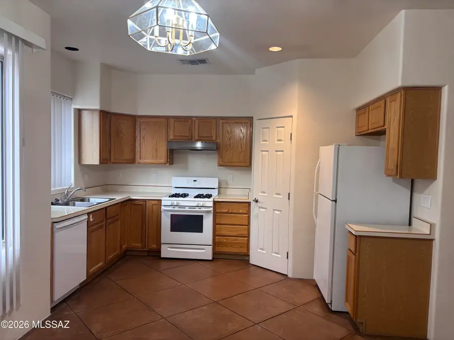 3753 N Bay Horse, Tucson, AZ 85719 - #2