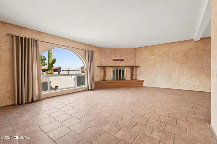 132 E Paseo Chuparosas, Green Valley, AZ 85614 - #3