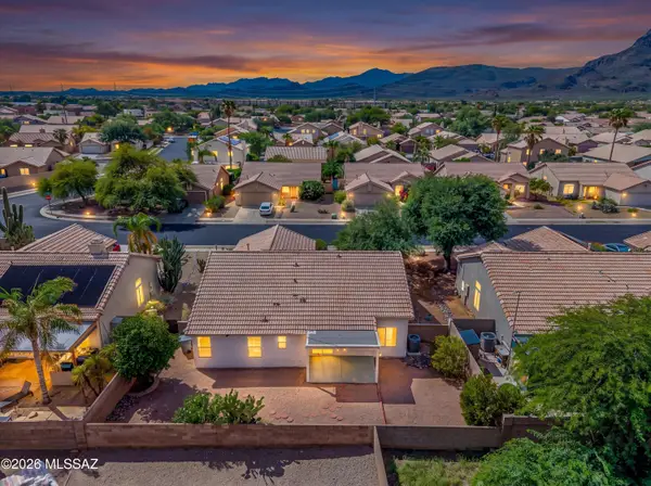 7600 W Summer Sun, Tucson, AZ 85743
