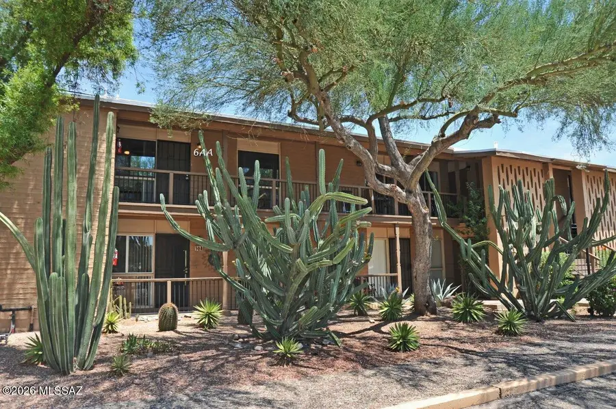 6 W Greenock, Tucson, AZ 85737 - #2