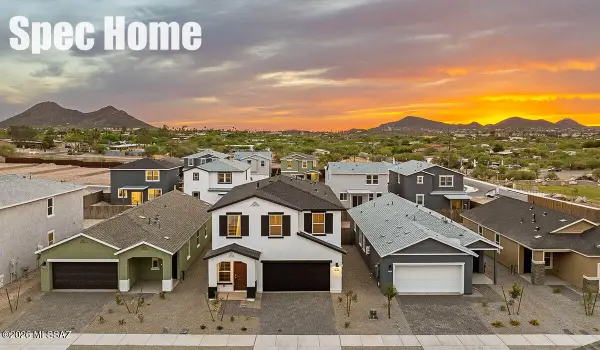 804 W Calle Lupa, Sahuarita, AZ 85629