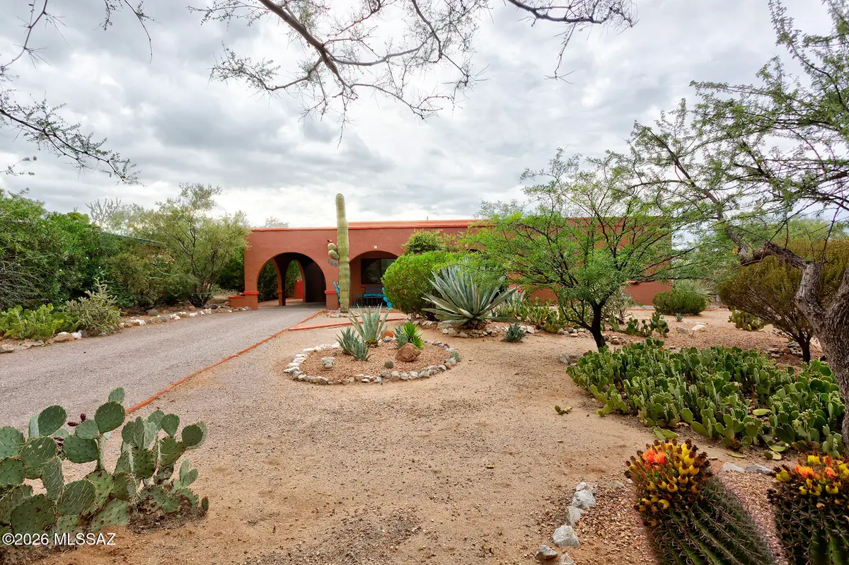 580 S Corpino De Pecho, Green Valley, AZ 85614 - #1