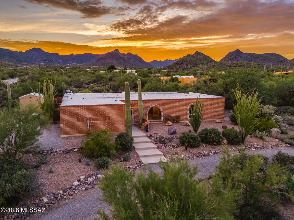 4832 W Trails End, Tucson, AZ 85745 - #1