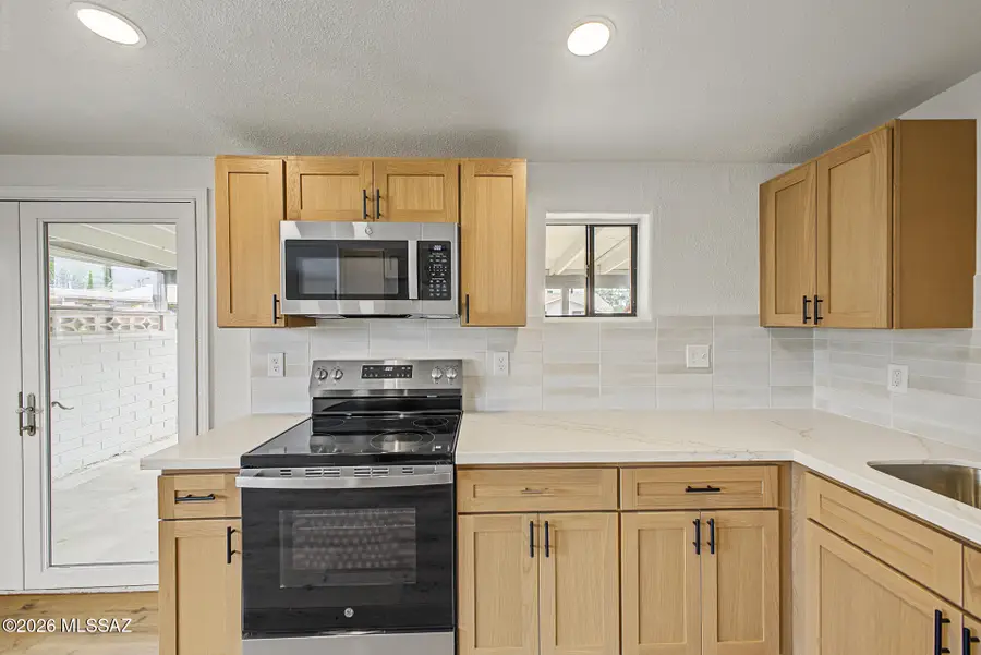 2518 S Del Valle, Tucson, AZ 85711 - #2