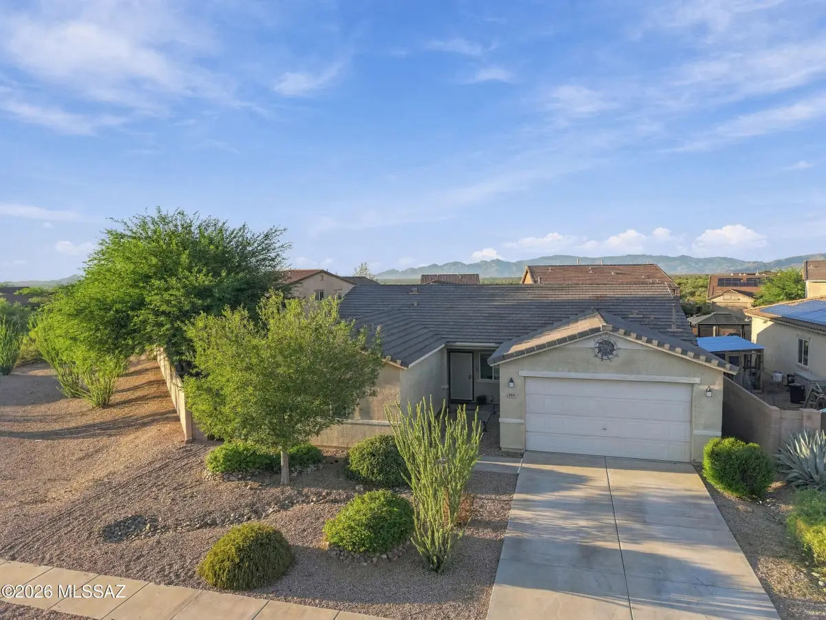 446 W Charles L Mckay, Vail, AZ 85641 - #1