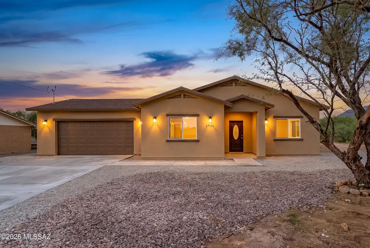 1701 Camino Jalisco, Rio Rico, AZ 85648 - #1