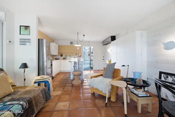 2 W Greenock, Tucson, AZ 85737
