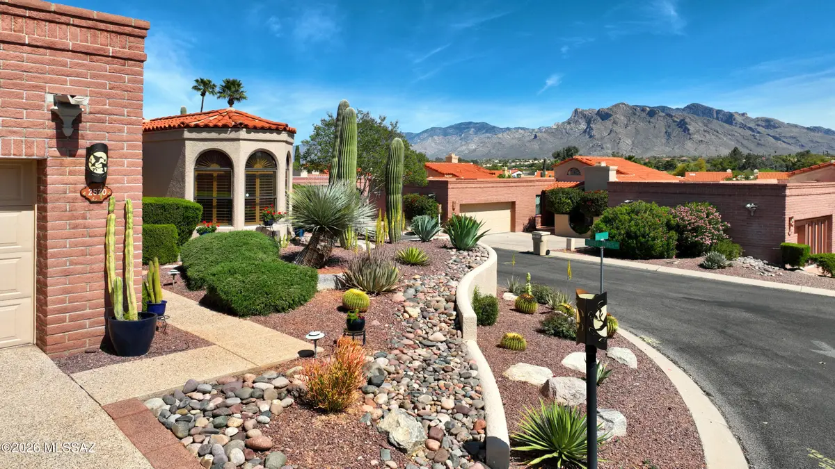 2570 W Ben Hogan, Tucson, AZ 85742 - #1