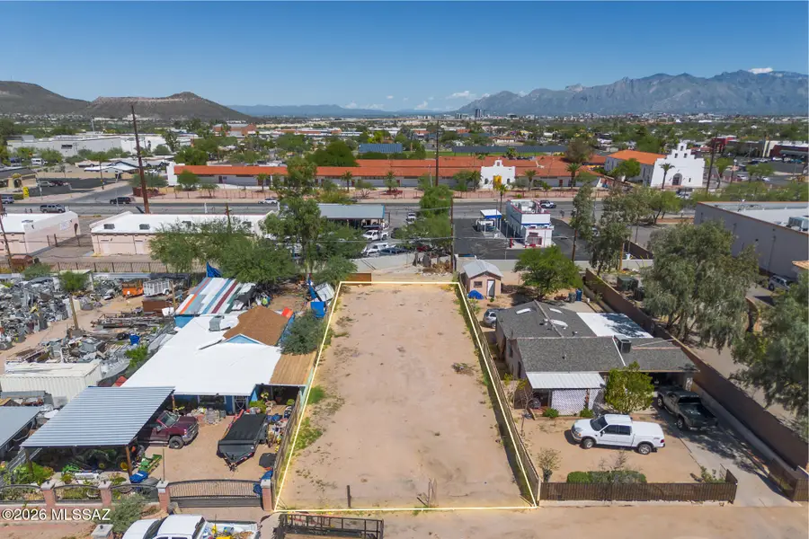 638 W President, Tucson, AZ 85714 - #2