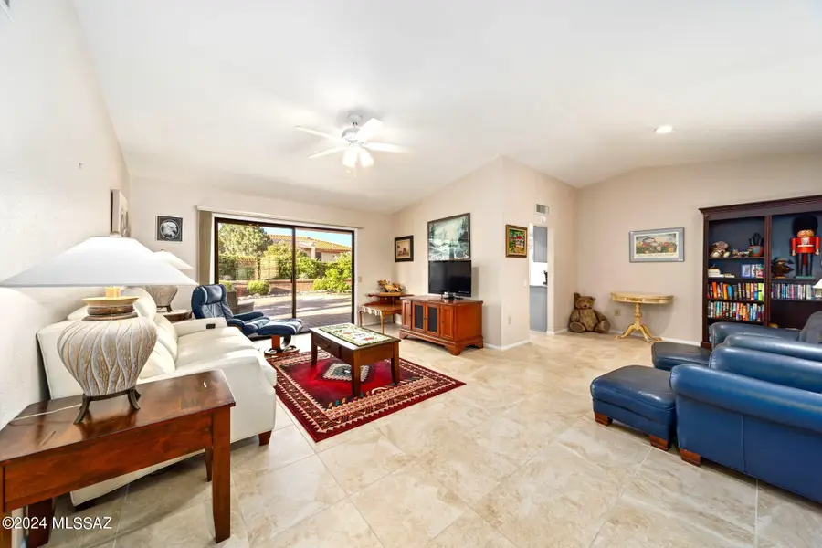 1013 E Boulder, Oro Valley, AZ 85755 - #2