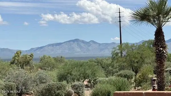 1600 W Vuelta Salvatierra, Green Valley, AZ 85622 - #2