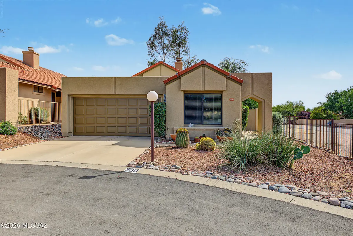 200 E Ridgeland, Oro Valley, AZ 85737 - #1