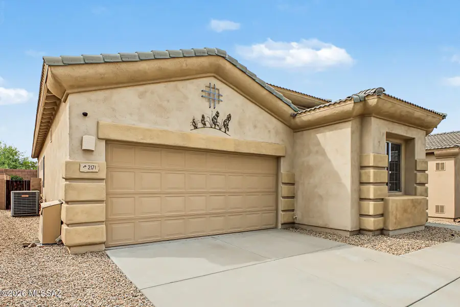 2171 N Avenida Del Polen, Green Valley, AZ 85614 - #2
