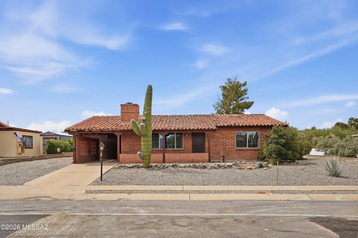 424 S Abrego, Green Valley, AZ 85614 - #1