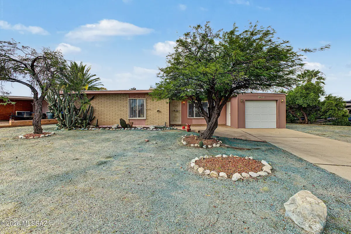 8251 E Escalante, Tucson, AZ 85730 - #1