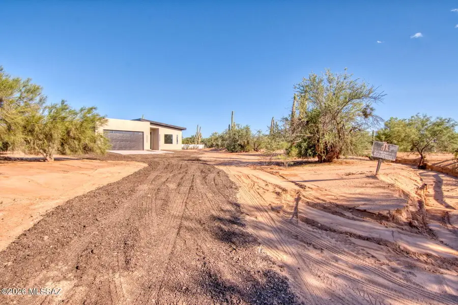 7130 N Featherstone, Tucson, AZ 85743 - #3