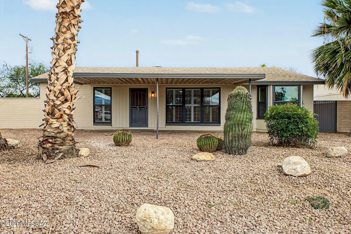 5632 E Calle Aurora, Tucson, AZ 85711 - #1