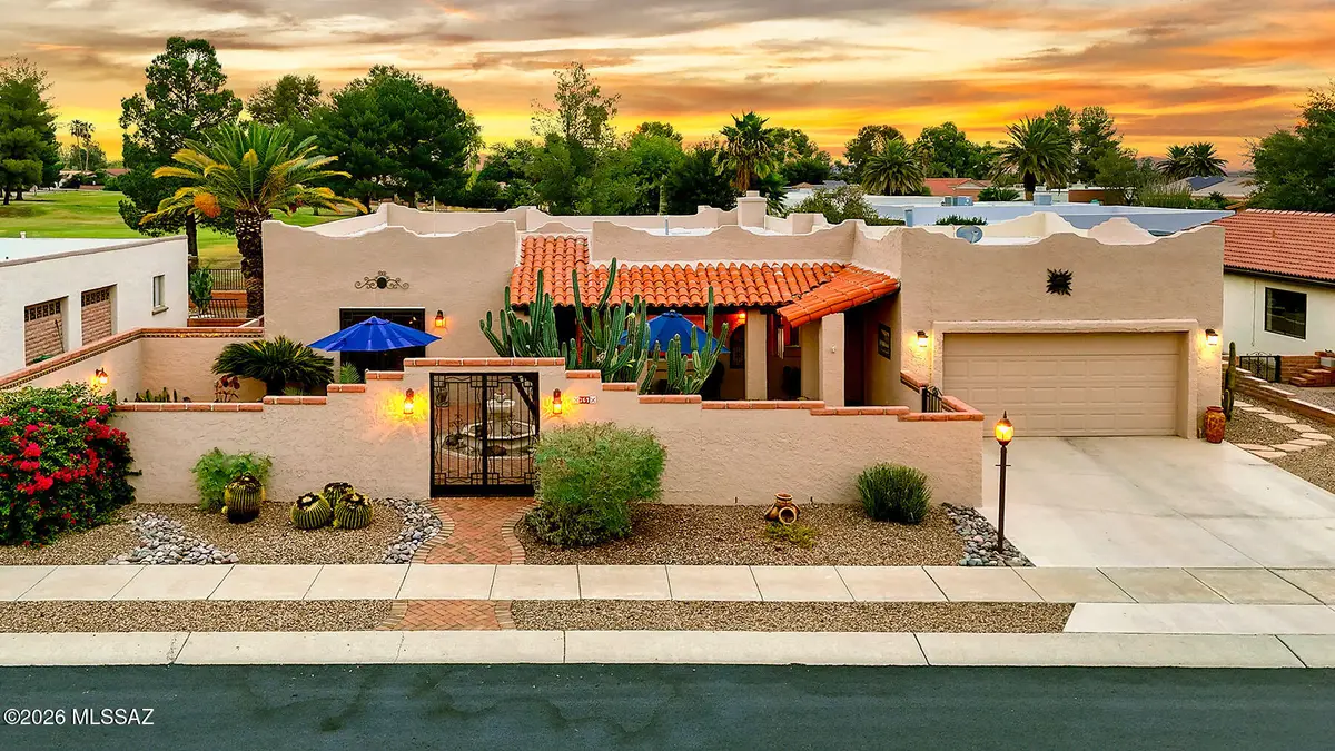 361 E Placita Idilio, Green Valley, AZ 85614 - #1