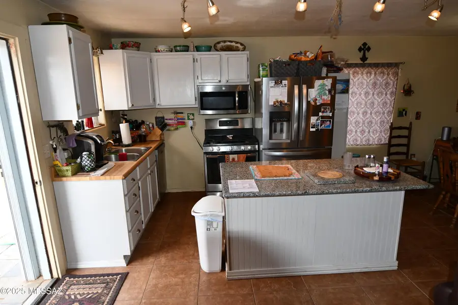 653 E Border, Bisbee, AZ 85603 - #3