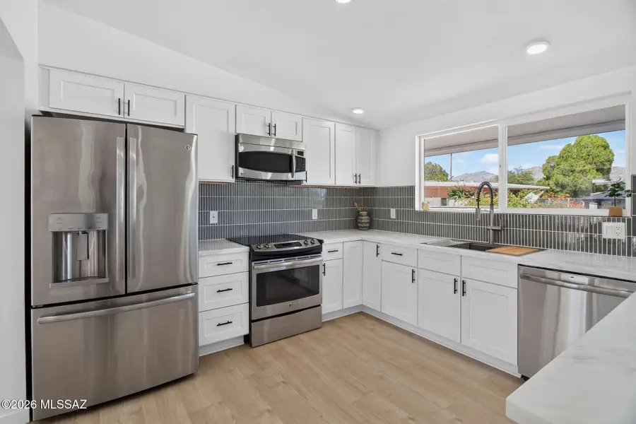 9015 E Calle Kuehn, Tucson, AZ 85715 - #3