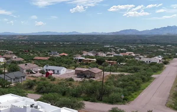 1796 Japon, Rio Rico, AZ 85648