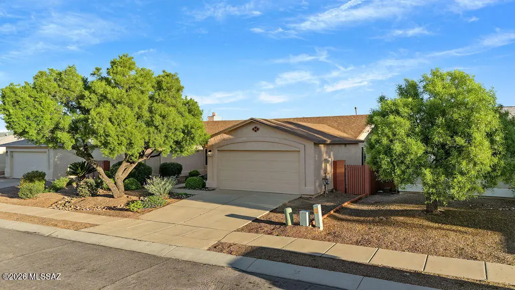 10131 E Hummingbird Meadow, Tucson, AZ 85747 - #1