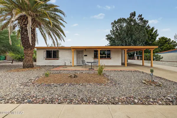 141 E El Naranjo, Green Valley, AZ 85614