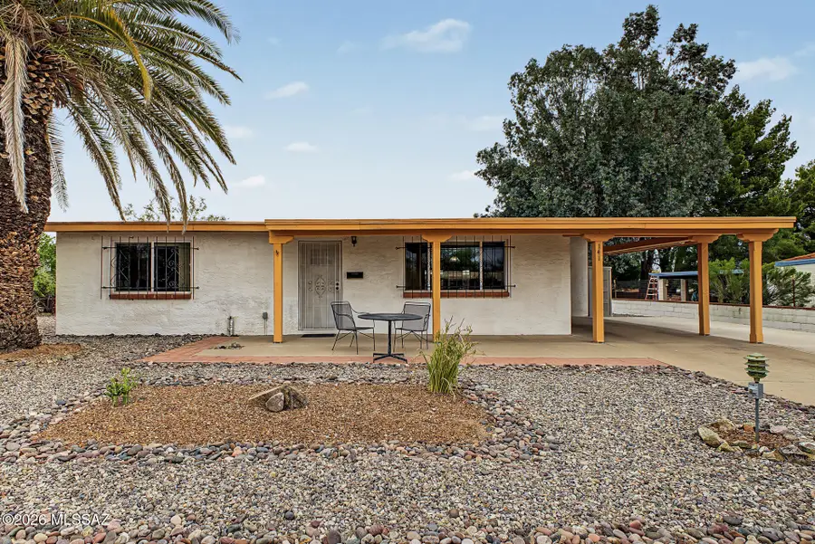 141 E El Naranjo, Green Valley, AZ 85614 - #2