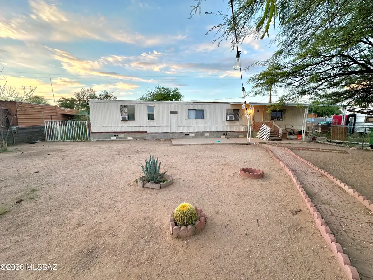 6952 W Tumbling T, Tucson, AZ 85757 - #1
