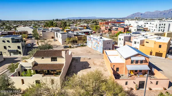 892 W Cushing, Tucson, AZ 85745