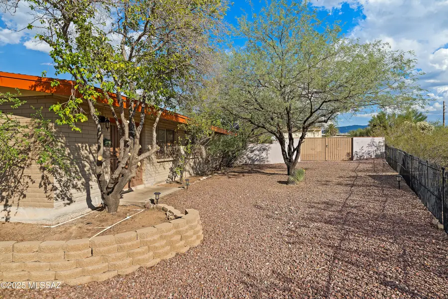 10680 E Camino Tesote, Tucson, AZ 85749 - #3