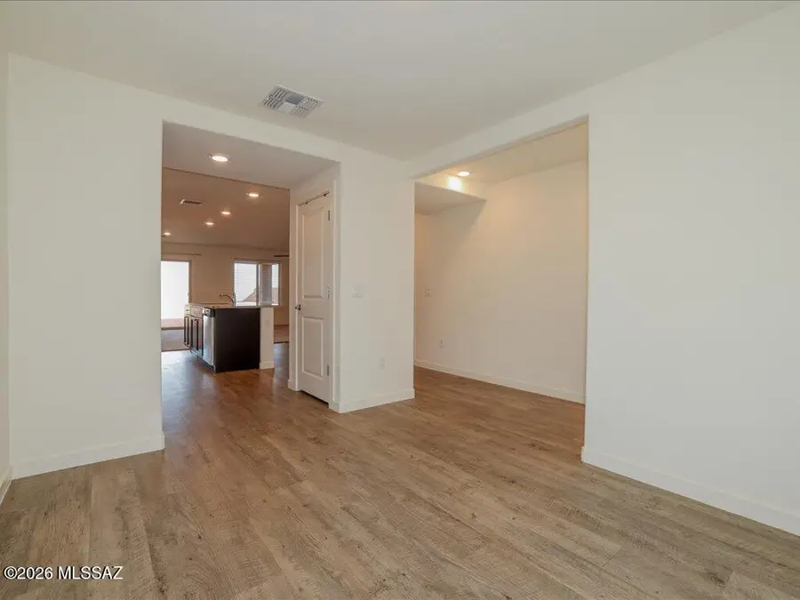 34913 S Iron Jaw, Red Rock, AZ 85145 - #3