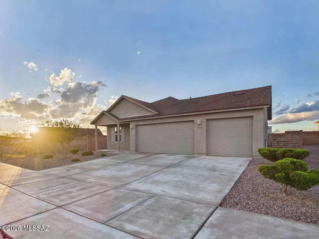 8843 E Canyon Walnut, Vail, AZ 85641 - #1