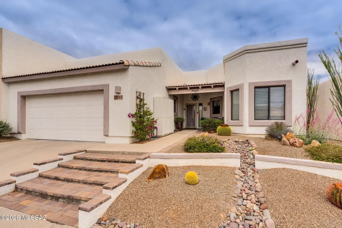 668 W Camino Del Bondadoso, Green Valley, AZ 85614 - #1