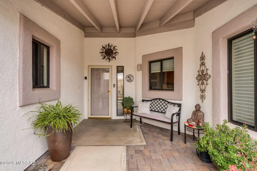 668 W Camino Del Bondadoso, Green Valley, AZ 85614 - #3